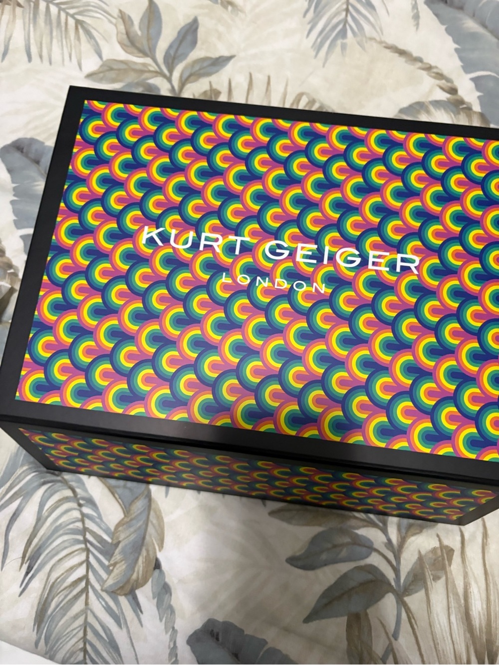 Kurt Geiger Gold Satin Drawstring Card & Key Pouch - Picture 7 of 12